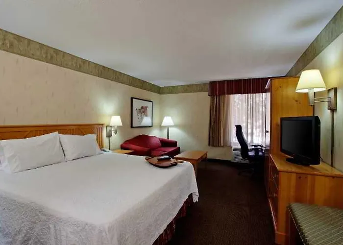 Hotel Country & By Radisson - East Route 66 Flagstaff