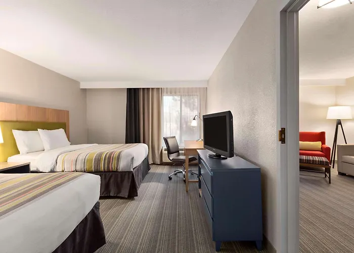 Country & By Radisson - East Route 66 Hotel