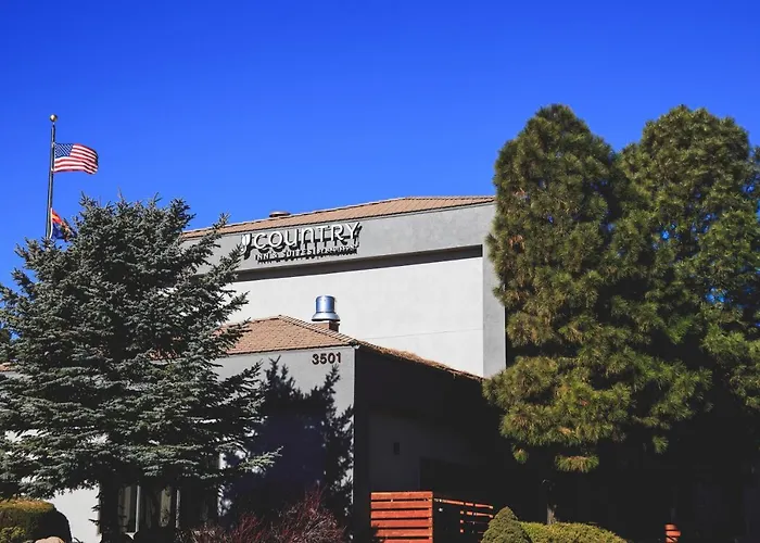 Country & By Radisson - East Route 66 Hotel 4*